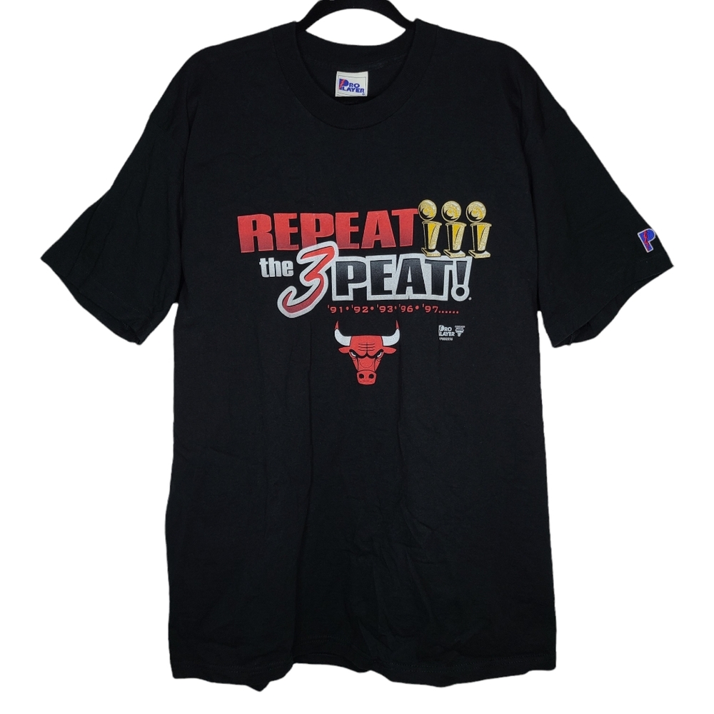Pro Player Vintage Chicago Bulls Tee Extra Large
